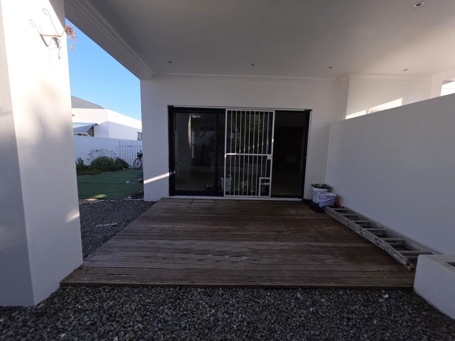 3 Bedroom Property for Sale in Blue Lagoon Western Cape